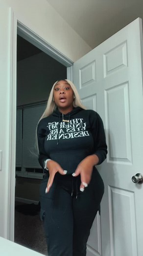 Patricia Teaching Badass LaLa Koi Dance Moves!