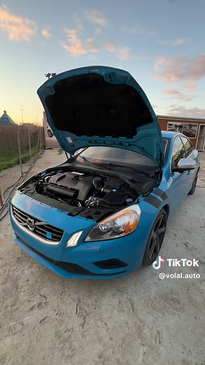 Explore the 2023 Volvo XC60: Features and Specs