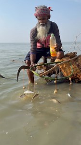 Old fisherman fishing idea. #reels #bait #fishing | Daily River Vlog