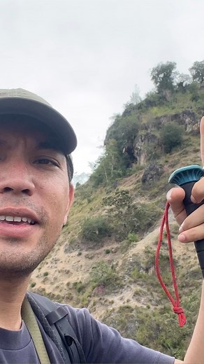The unique dolomitic limestone landscape of Doi Hua Mod is full of rare and endemic species, many of which can only be found here on earth. Walking amongst these lives and their mystical culture is a sublime experience to me. #classroominthewild #biodiversity | Bas Poramin