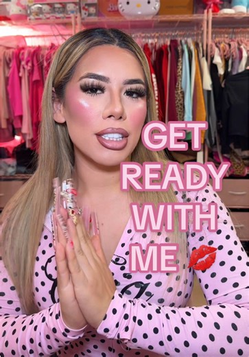 Sprinkle sprinkle ✨ @milkmakeup @Maybelline NY @Anastasia Beverly Hills @Haus Labs @KimChi Chic Beauty @Benefit Cosmetics @Morphe Cosmetics @Patrick Ta Beauty @L.A Blinkz @LYS Beauty #glam #getreadywithme #makeuptutorial #fullcoverage #bluecollarwife