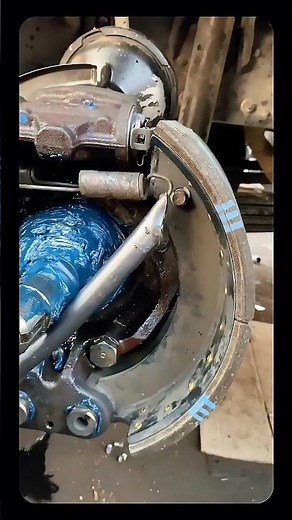 Drum Brake Springs: The Easy Way 🛠️