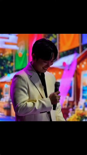 Qué elegancia, qué ritmo y qué dicción tan perfecta en español. ¡Woo Rim conquistó Daejeon con puro sabor latino! 👑✨ #forestellacrossover👑 #kowoorim #DaejeonSeoguArtFestival #despacito #despacitocover