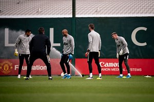 Report: Wolves attempted to sign Dean Henderson