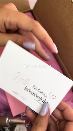 @nabou.hu rendelésem 🥰 #nailtok #foryou #nailart #nail #foryoupage #unboxing #nabou #körmösvagyok