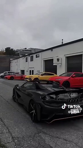 McLaren 765LT vs 720S Spider: Ultimate Performance Showdown
