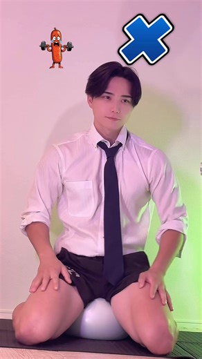 Stretching with a Pilates ball! 🧘‍♂️�ยืดกล้ามเนื้อด้วยลูกบอลพิลาทิส! 🧘‍♂️�Peregangan dengan bola Pilates! 🧘‍♂️�필라테스 볼로 스트레칭! 🧘‍♂️�用普拉提球拉伸！🧘‍♂️ | Yuuya Tsukisima