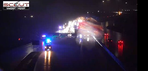 Deadly crash takes down Interstate 35 sign in Kansas