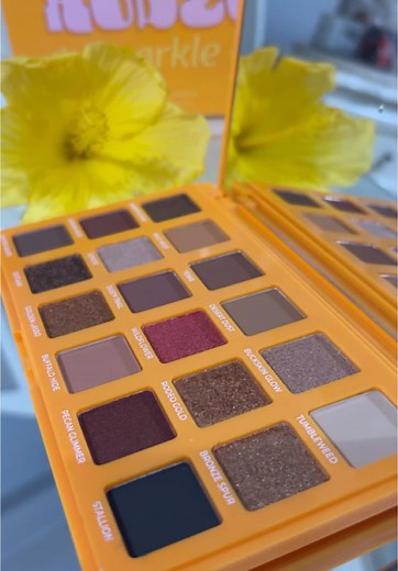 Glamorous Ruby Rose Makeup Tutorial