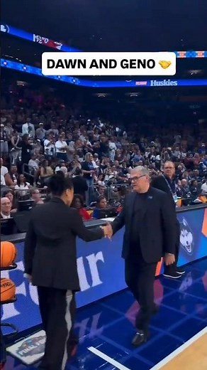 🤝 Geno Auriemma & Dawn Staley | Final Four UConn Huskies March Madness women's college basketball