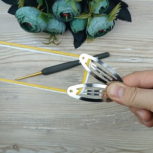 6K views · 118 reactions | Hello! Enjoy watching how to make a daisy flower with a crocheted snap buckle. | Knitting | Facebook