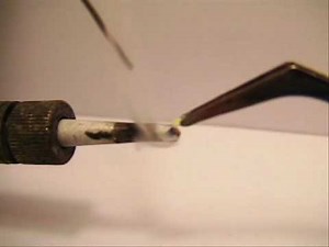 SMD 0805 LED für Anfänger ans Draht löten lernen