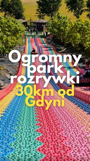 Prawie 40 atrakcji w cenie jednego biletu! Na miejscu czeka też bardzo duży parking, więc bez problemu można wygodnie zaparkować. Godziny otwarcia: Lipiec / sierpień Codziennie: 10:00 - 18:45 Strefa wodna: 11:00 - 17:45 🎟️ Cennik (sezon wysoki – lipiec/sierpień): • Bilet normalny – 99 zł • Bilet ulgowy – 89 zł • Dzieci do 90 cm wzrostu – 1 zł • Bilet rodzinny (2 dorosłych 1 dziecko) – 270 zł • Każde kolejne dziecko – 85 zł • Dziecko do 90 cm w bilecie rodzinnym – 1 zł 📍 @Czarogrody Park Rozryw