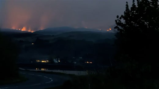 Watch dramatic time lapse of Highland wildfire