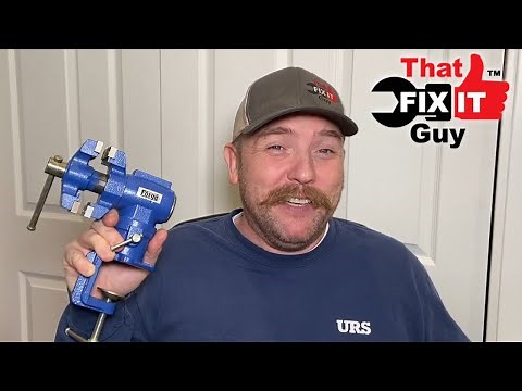 IT'S NICE HAVING AN EXTRA HAND!! Small Portable Table Vice Review