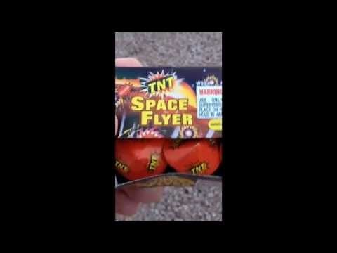 Space Flyer - TNT Fireworks