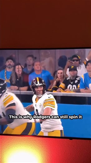 KJ Carta-Samuels on Instagram: "Shoulders over toes✅ Think “lean right” and let your body do the work. Try it and send me a clip!"