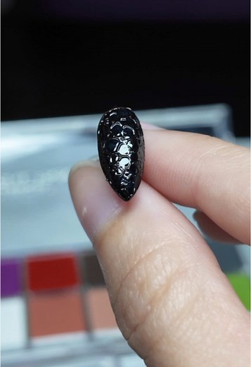 How to Train Your Dragon Inspired Nail Art Tutorial