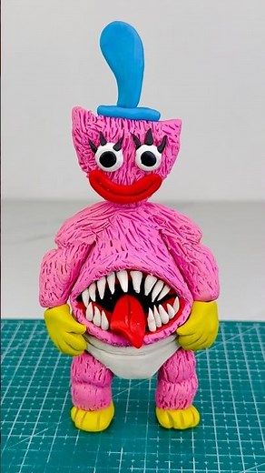 Kissy Missy Transforms Into Binky Drinky (Dark Pals) #polymerclay #darkpals #binky #poppyplaytime