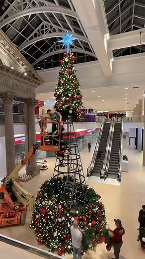 4.3K views · 2.8K reactions | It’s beginning to look a lot like Christmas at Cornwall Centre!  | Cornwall Centre | Facebook