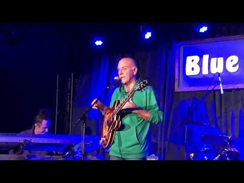 Theme from Hill Street Blues (w/Intro) - Larry Carlton Quartet Live @ Blue Note Napa, CA 2-22-19