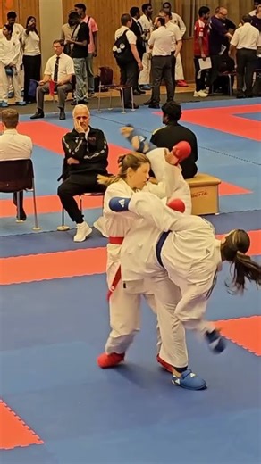 🤯🥋 ippone ☠️💀👑 #karate #sports #karatefight #fightingsport #selfdifence