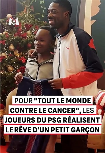 « La journée a été incroyable, j'ai pas les mots » Grâce à l'association @toutlemondecontrelecancer et à @PSG For Communities, un rêve devient réalité pour ce jeune garçon. ⚽🎄 Tout le monde chante : les stars fêtent Noël, mercredi 24 décembre à 21:10 sur M6 et en streaming sur M6 #OnRegardeQuoi