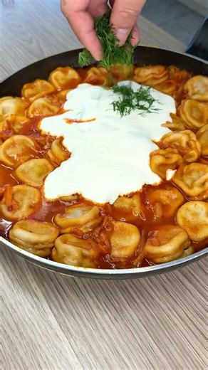 Pelmeni in Tomaten-Gemüse-Soße! #wolgadeutscherkoch #rezept #food #pelmeni #lecker