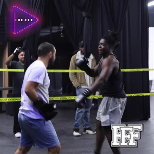 The Cue | We pulled up to The Friendly Fade Factory (@thefriendlyfadefactory ) hosted by @kmacthegreat to checkout out the underground Los Angeles... | Instagram