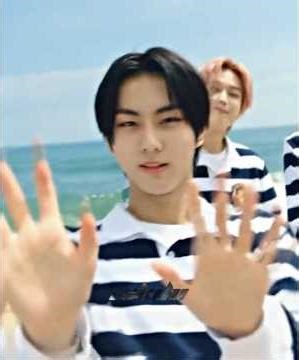 the tamed dashed mv is so summer coded 🥰❤