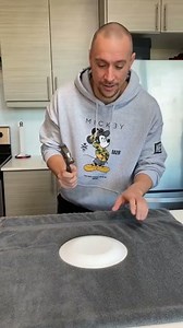 Fix a broken plate instantly with this simple trick