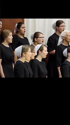 woman's choir singing alleluia 🎵😄