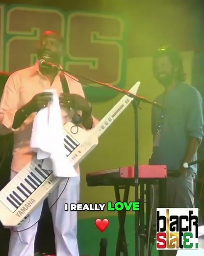 Keytar Kicks Off! Stage Dive Into a Musical Masterpiece! #shorts