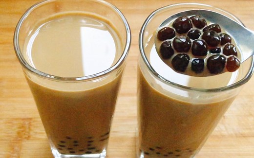 教你制作最正宗珍珠奶茶，步骤简单，茶香浓郁，无任何添加剂