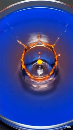 The Liquid is ALIVE! 🧪✨ #science #chemistry #satisfying