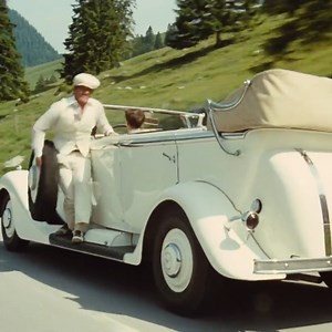 25M views · 87K reactions | Grosse course-poursuite dans L'as des as  | AlloCiné - Les scènes cultes du cinéma | Facebook