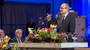 As Christians we cannot agree with the state of the world. But there is hope for a better future. ‌And this is something we can demonstrate, the Chief Apostle says. | New Apostolic Church