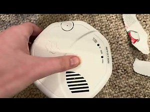 Unboxing of the First Alert SMCO500V Smoke and CO alarm
