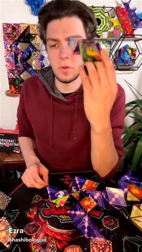 Shashibo on Instagram: "Learn how to make Thomas's Box easy tutorial! Is Shashibo the most satisfying fidget toy ever!? I think so! The soothing snaps and clacks from the magnets, the tactile fit when you find that perfect connection, and the accomplished feeling that comes from mastering a new shape! All of this leads to a unique creative experience as you journey through geometry to discover and master all that Shashibo has to offer! Collect and connect to unlock INFINITE possiblities😎 #shash