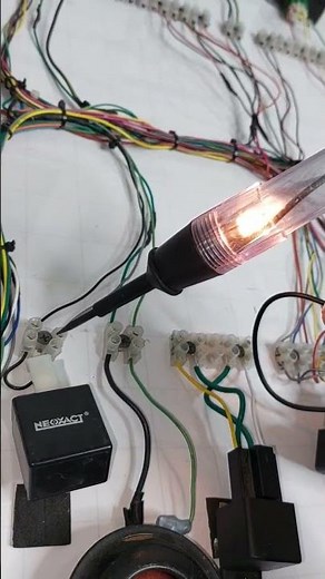 Function of the Flasher on a Motorcycle