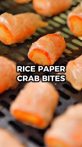 If you’ve been searching for a new quick and delicious snack, look no further! These imitation crab bites and SUPER crispy on the outside while staying warm, soft, and packed with flavor in the middle. They’re also brushed in sesame oil prior to cooking to add some of that nuttiness. They’re perfect for parties, or if you just want to whip up something quick and easy to snack on with the fam. Would you try it? The recipe is in the pinned comment, and let me know what you think if you do! 🙌 | No