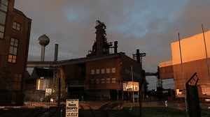 Charleroi : le Haut Fourneau n°4 sur la liste de sauvegarde de la Région wallonne - RTBF Actus