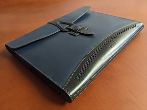 Making a leather portfolio (PDF pattern)