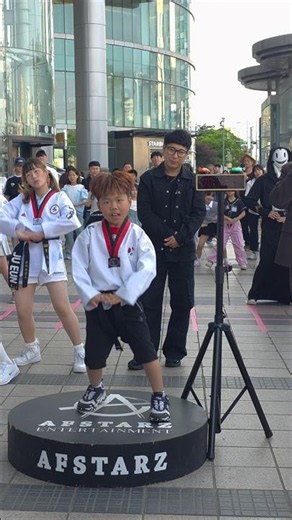 25초 타이머 파워풀하게 가능?#춤추는곰돌 #춤추는곰돌의랜덤댄스 #춤추는곰돌의타이머댄스 #afstarz #dance #music #10초 #타이머 #nobatidao #태권도