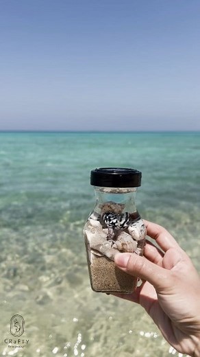 289K views · 4.4K reactions | Diy sea in a jar Crafts on beach ✨️ #shells #seainjar #handmade #handmadecrafts #craft #crafts #diy #diyprojects #diyhomedecor #diyideas #diyhome #diycrafts #craftyamiras | C R a F T Y | Facebook