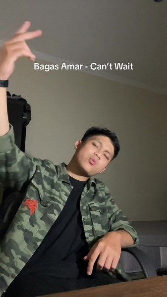 My first ever single, hit me on Spotify, i Tunes, Youtube, Bagas Amar 🙌🏻 #cantwait