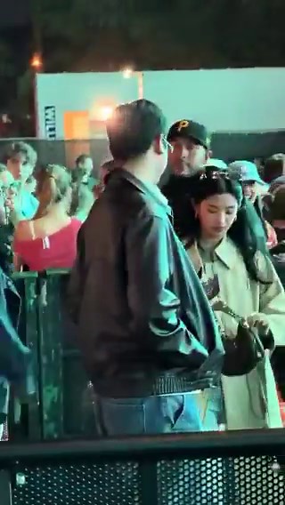 i really don’t know much about him but the small gestures says a lot, first thing I noticed is he didn’t cling to Sophia and let the others enter the area first and him last