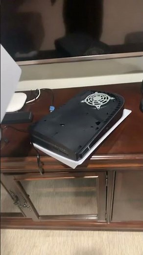 How to take off ur ps5 side panels !