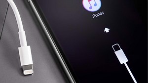 How Do I Get an iPhone and a Windows PC to Play Nicely?