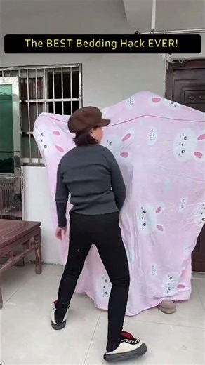 Stop Fighting Your Duvet! The BEST Bedding Hack! 🛏️✨ #lifehacks